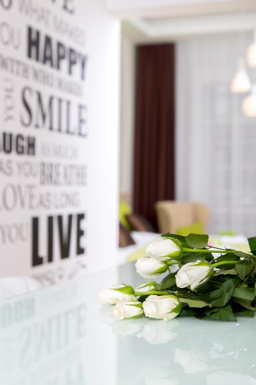 Makes You Happy Budapest Exterior foto