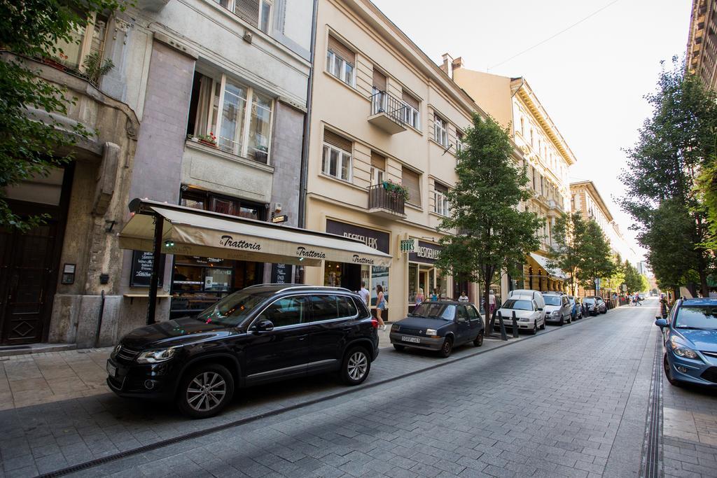 Makes You Happy Budapest Exterior foto